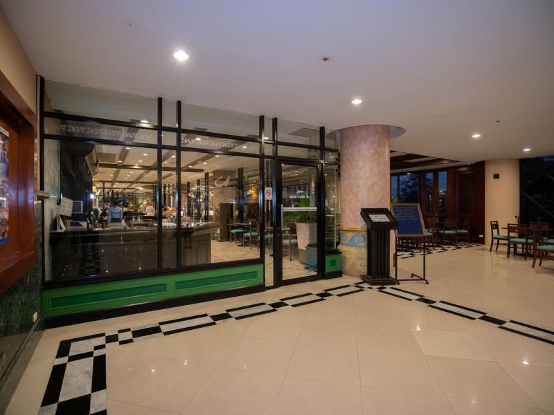 Long Beach Garden Hotel & Spa