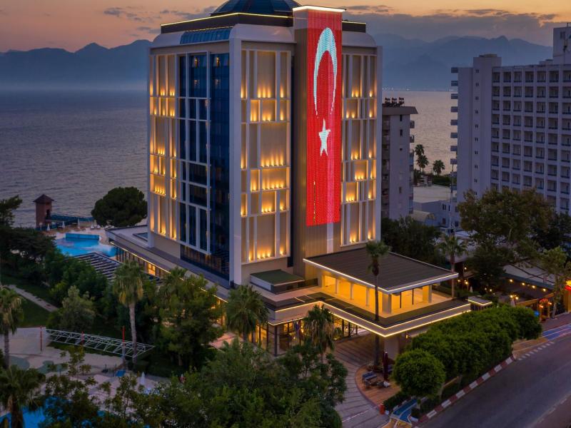 Delta Hotels by Marriott Antalya Lara
