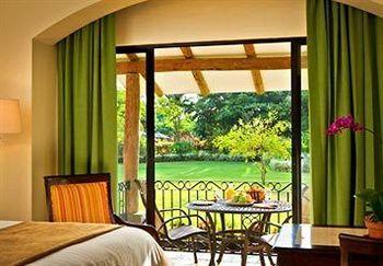 Los Suenos Marriott Ocean & Golf Resort