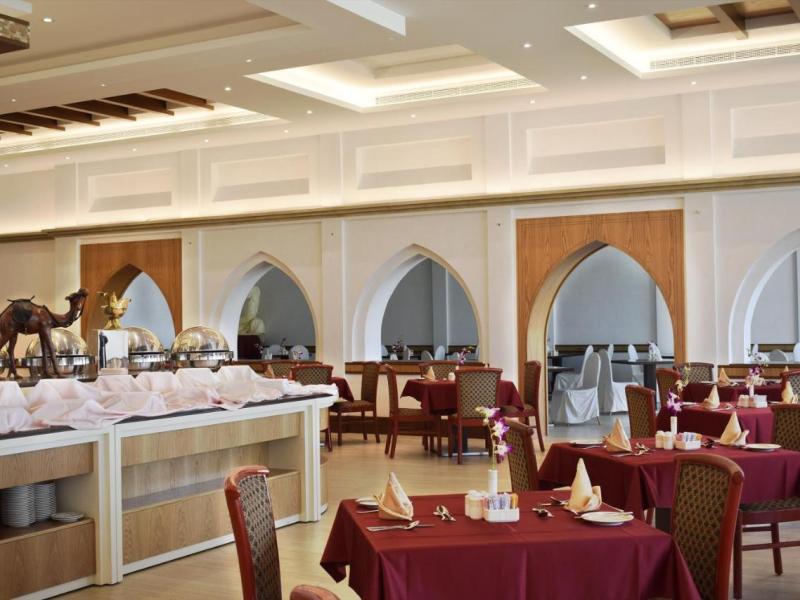 Lou Lou a Beach Resort