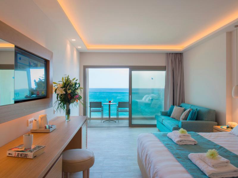 Amada Colossos Resort