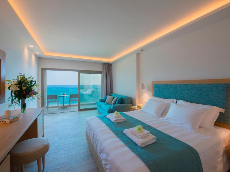 Amada Colossos Resort