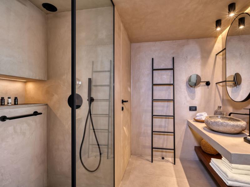 Domes of Corfu, Autograph Collection