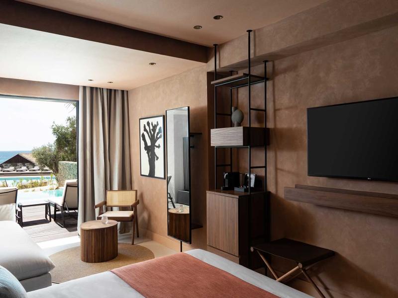 Domes of Corfu, Autograph Collection