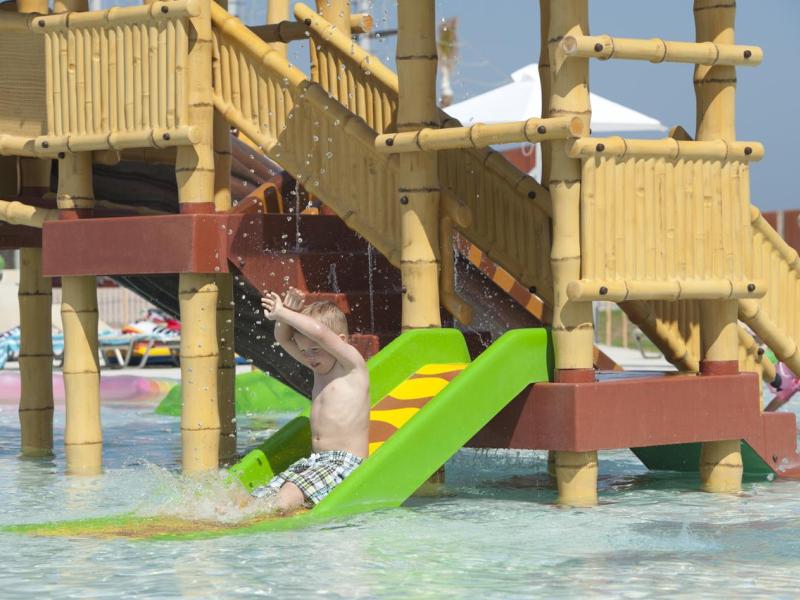 Louis Phaethon Beach