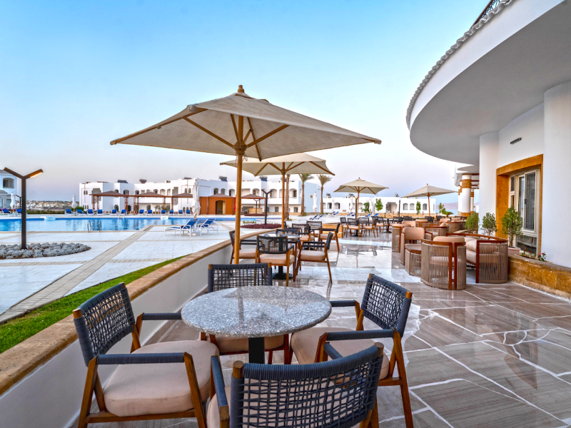 Invidia Coral Beach Tiran