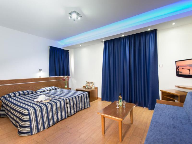 Loutsiana Hotel Apts