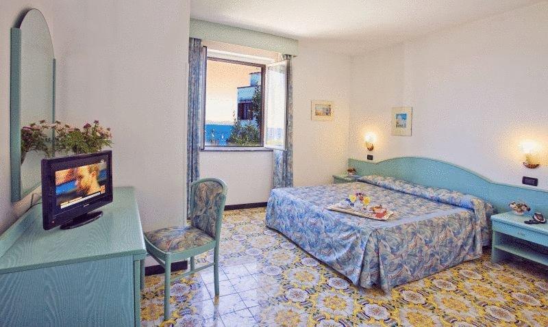 Hotel Antares