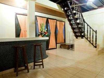Hotel Lumbung Sari Legian