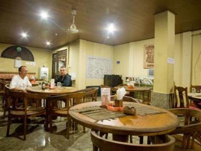 Hotel Lumbung Sari Legian