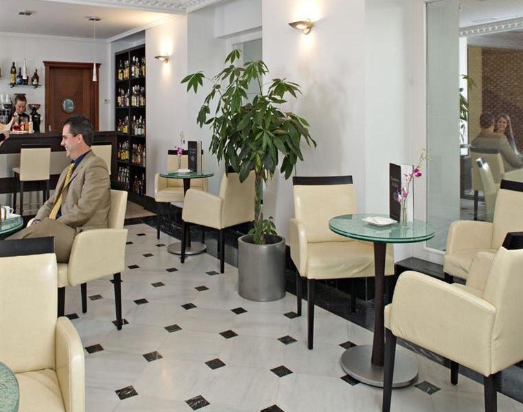 Hotel Infantas by Mij