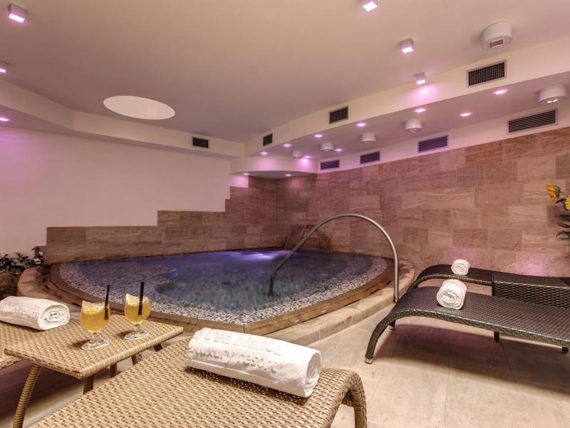 L'Ea Bianca Luxury Resort