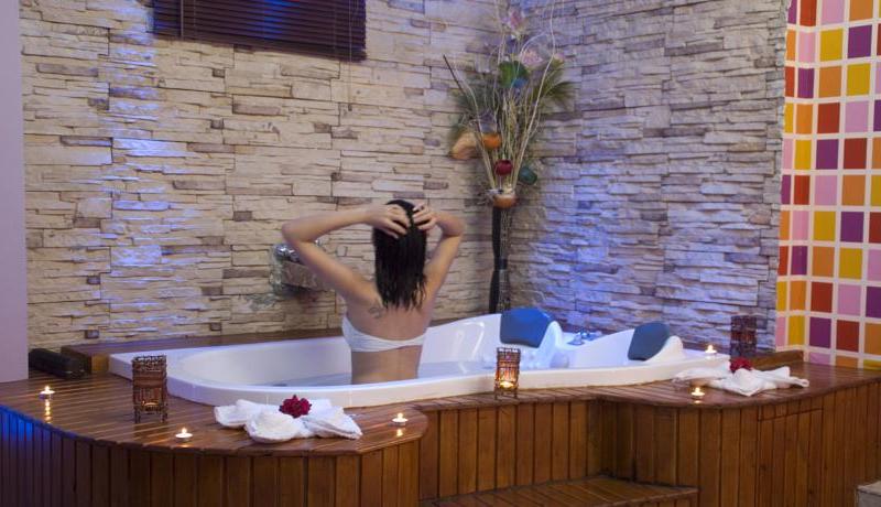 Lycus River Thermal Hotel