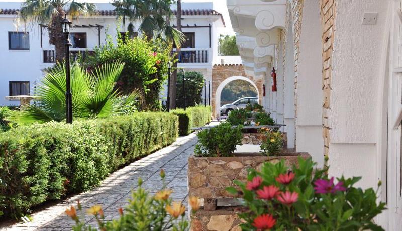 Lysithea Hotel Apartments