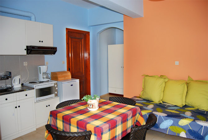 Anthos Apartments