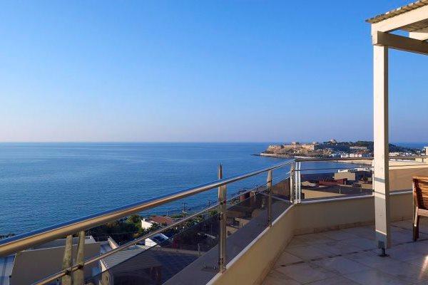 Macaris Suites & Spa