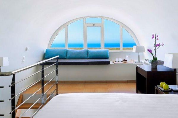 Macaris Suites & Spa