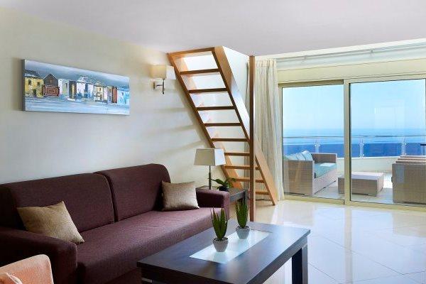 Macaris Suites & Spa