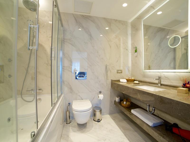 Ramada By Wyndham Istanbul Taksim