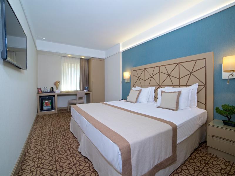 Ramada By Wyndham Istanbul Taksim