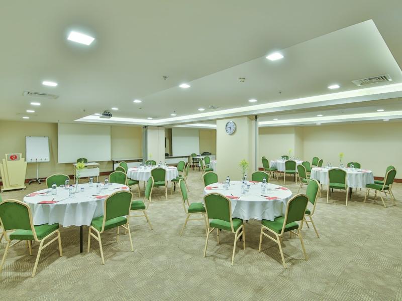 Ramada By Wyndham Istanbul Taksim