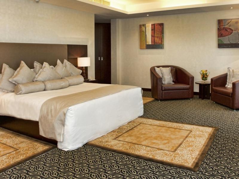 Metropolitan Al Mafraq Hotel