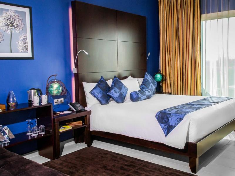 Metropolitan Al Mafraq Hotel