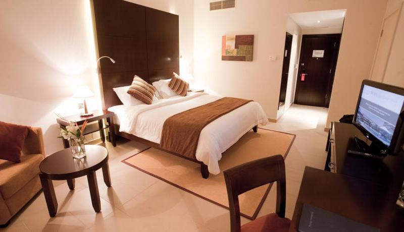 Metropolitan Al Mafraq Hotel