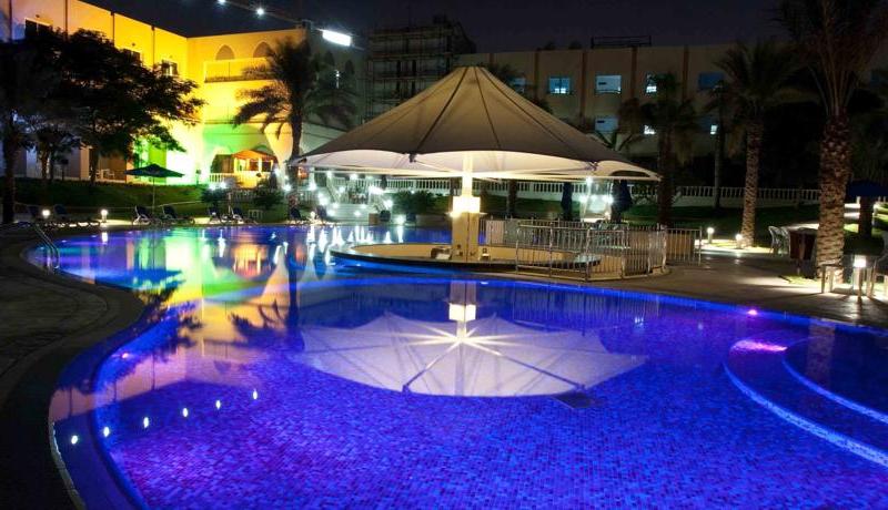 Metropolitan Al Mafraq Hotel