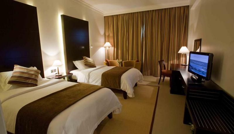 Metropolitan Al Mafraq Hotel