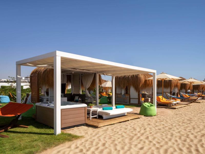 Rixos Premium Magawish Suites & Villas