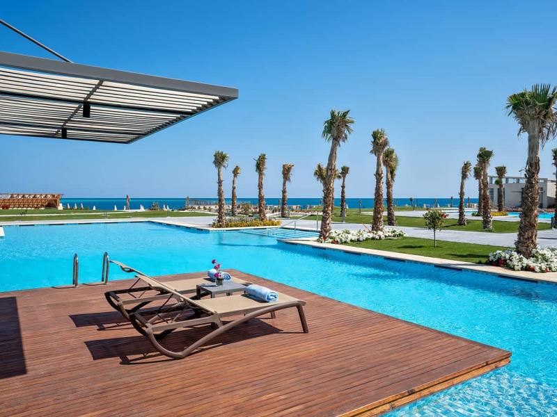 Rixos Premium Magawish Suites & Villas