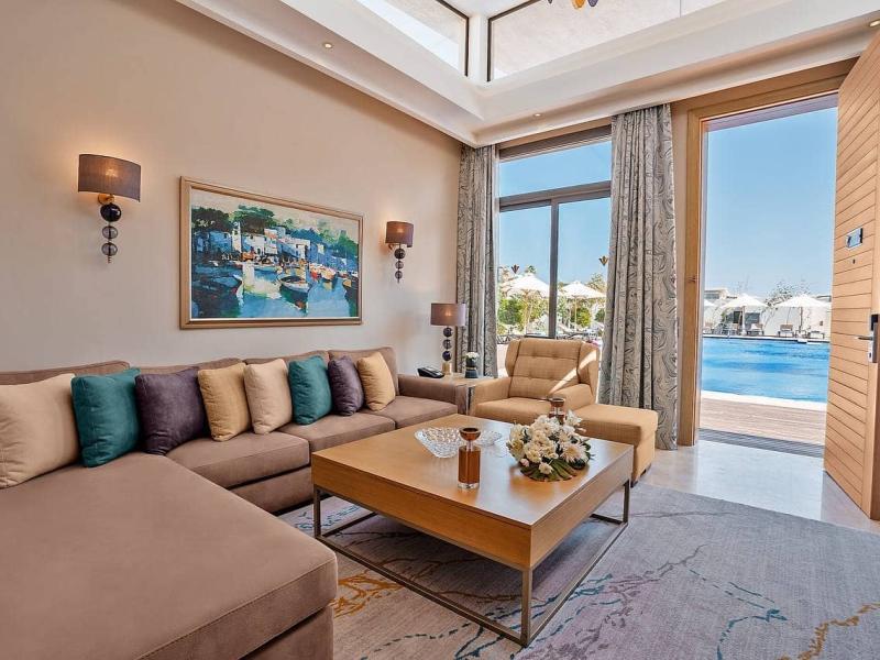 Rixos Premium Magawish Suites & Villas