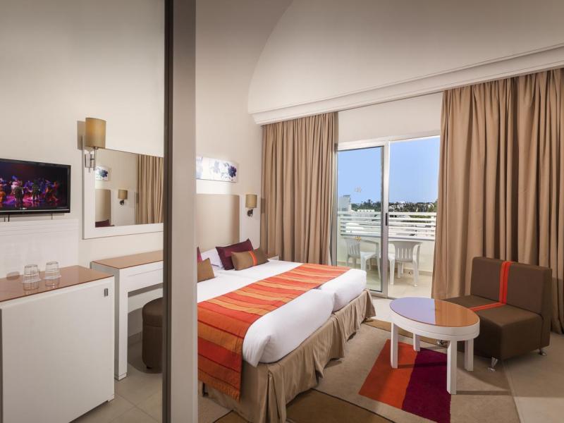 Club Magic Life Penelope Beach