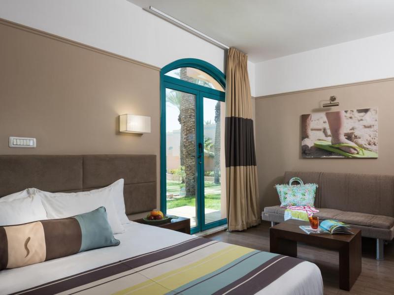 U Sunrise Club Eilat