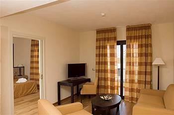 Mahara Hotel & Wellness