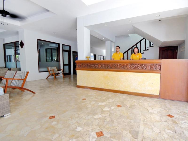 Maharani Beach Hotel