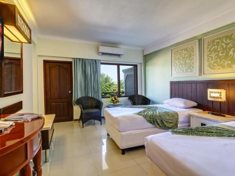 Maharani Beach Hotel