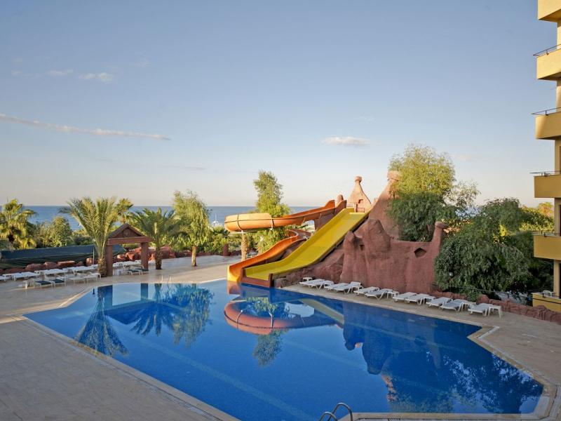 MC Mahberi Beach Hotel