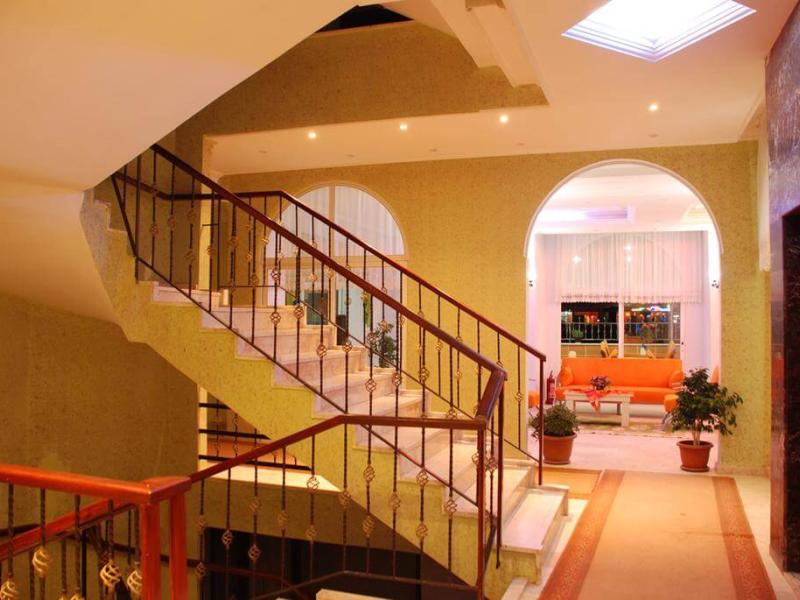 Mahmutlar Suit Hotel