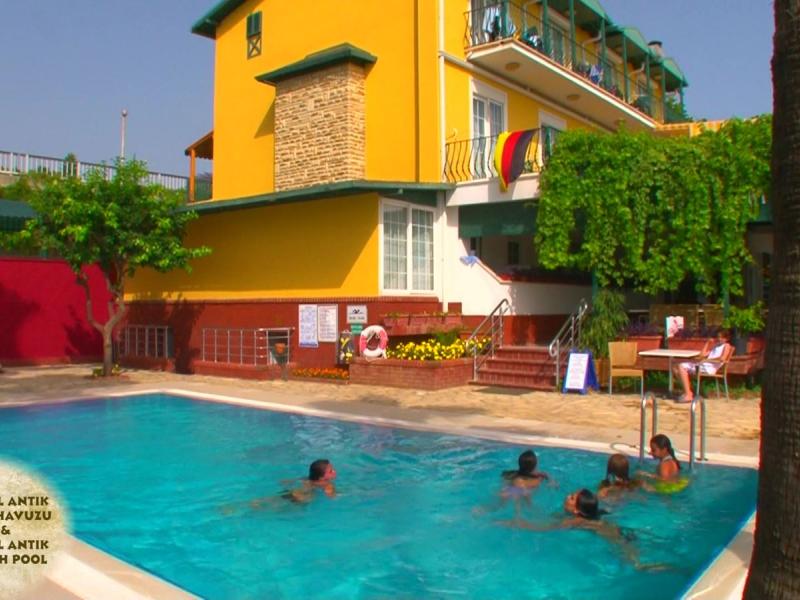 Antik Hotel & Garden