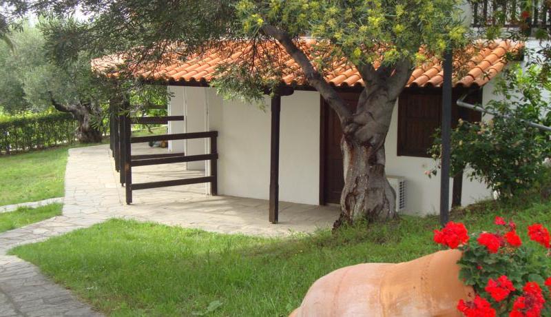 Maistrali Beach Hotel