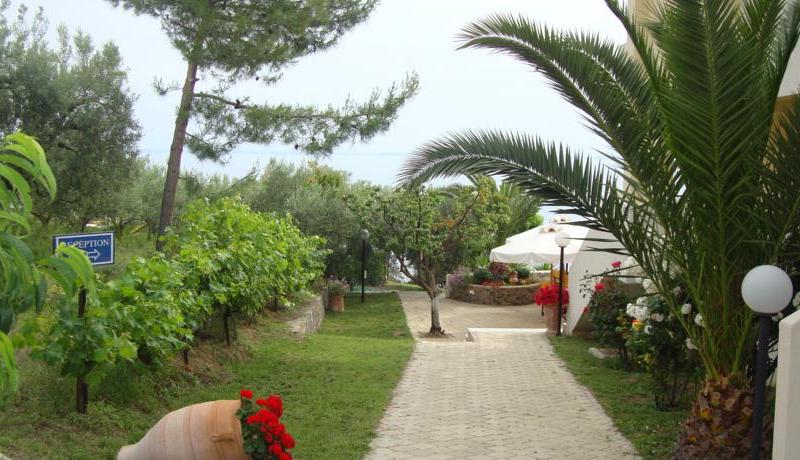 Maistrali Beach Hotel