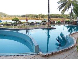 Maizons Lakeview Resort