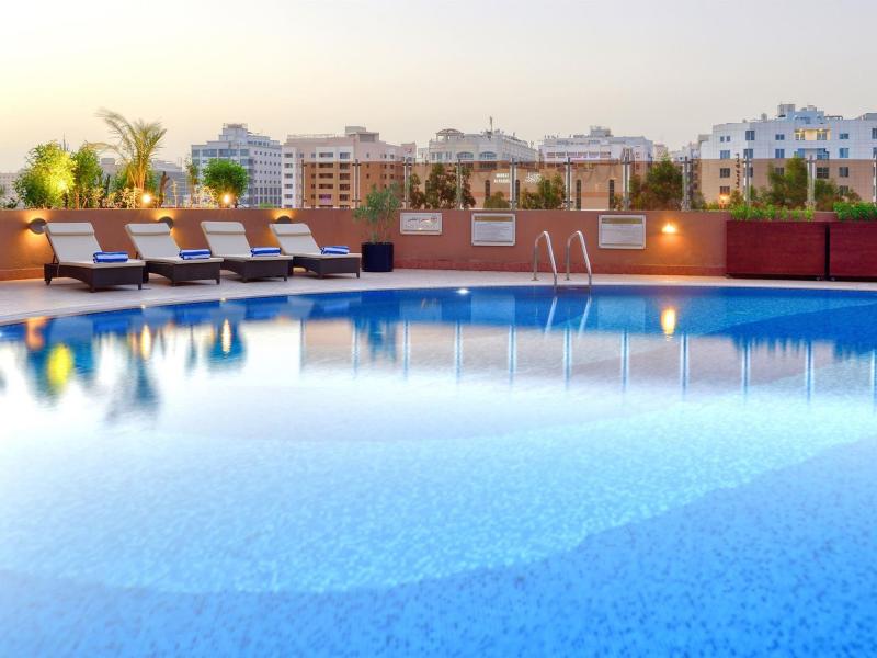 Majestic City Retreat Hotel