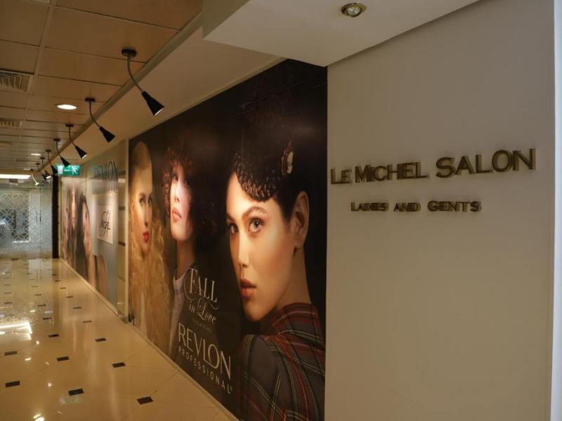 Majestic City Retreat Hotel