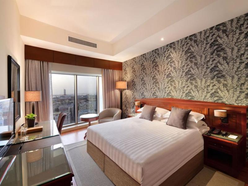 Majestic City Retreat Hotel