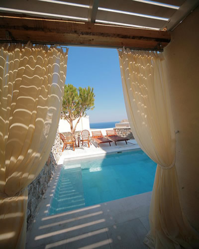 Antinea Suites & Spa Hotel