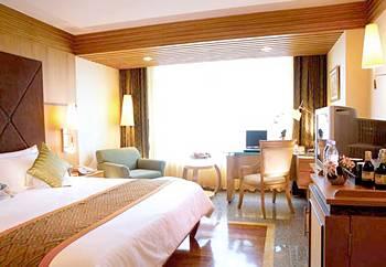 DoubleTree by Hilton Bangkok Ploenchit
