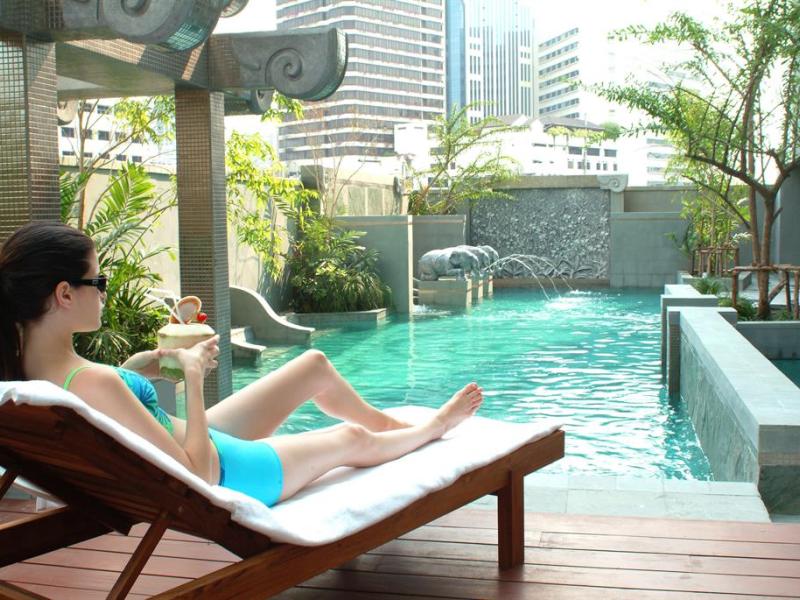 DoubleTree by Hilton Bangkok Ploenchit